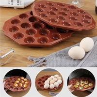 MIXWARES Plaque de cuisson écologique en céramique pour tartes aux œufs, rouge, avec 19 compartiments, compatible tous feux de cuisson