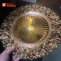 Europese antieke gouden holle frame zwarte dinerbord elegante bruiloft feesttafel decoratie schaal