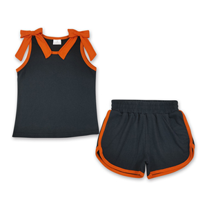 RTS/OEM/ODM Game Day Mädchen-Teamoutfits, Ärmelloses Schleifentop und Shorts-Set Mädchenbekleidung für Fußballspiele und Ausgeh-Looks - Product Image 3