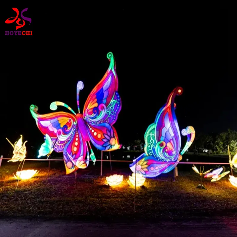 中国の伝統的な祭り大きな花の木蝶ランタン祭り