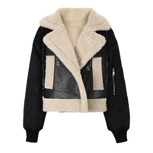 Chaqueta de cuero de cordero integrada de piel nueva de invierno, Chaqueta corta de Collage de comparación de colores para mujer - Product Image 2