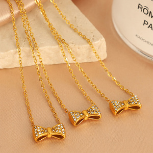 Collier pendentif nœud papillon en acier inoxydable, serti de diamants blancs, bijoux de mode pour femmes - Product Image 2