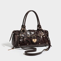 Nouveau Sac Moto Rétro Été 2026, Sac Boston à Rivets à Bandoulière Unique, Style Sexy pour Femme, Sac à Bandoulière en PU et Polyester avec Fermeture Éclair