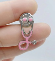 Gros Accessoires Drôles Thème Broche Dessin Animé Couleur Stéthoscope Corsage Collier Broches Broches