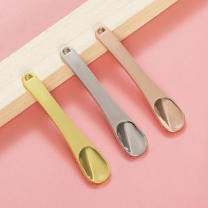 Spatule de maquillage moderne en alliage de zinc avec logo personnalisé, outil de beauté pour le soin du visage, cuillère à crème pour les yeux - Product Image 1
