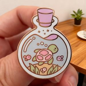 เข็มกลัดโลหะเคลือบทองคำสีกุหลาบแบบสั่งทำพิเศษ งานฝีมือทันสมัย และของที่ระลึก - เข็มกลัดเคลือบแข็งแบบขายส่ง - Product Image 1