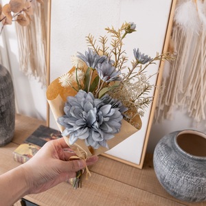 Bouquet de dahlias artificiels CallaFloral en tissu tissé plastique pour décoration murale de mariage et de maison CF01390 - Product Image 2