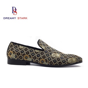 Chaussures habillées de luxe pour hommes, personnalisables avec logo, en cuir véritable, motif peint à la main, légères, pour le bureau et la carrière, durables, collection automne - Product Image 2