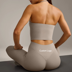 Leggings <span class=keywords><strong>taille</strong></span> haute ultra doux 3/4 avec couture en V au dos, pantalon de yoga capri de haute qualité pour femme avec logo personnalisé - Product Image 3