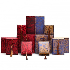 Wholesale Luxury Vintage Tassel Linen <b>Jade</b> Jewelry Packaging Box Handmade Rectangle Pendant Boxes for <b>Bracelets</b> Necklaces Rings - Product Image 1