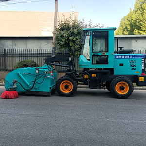 Balayeuse routière industrielle robuste pour chantier de construction avec brosse et réservoir d'eau pour l'entretien des routes - Product Image 2