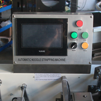 Machine de découpe et de scellage automatique pour emballage de nouilles fraîches et sèches