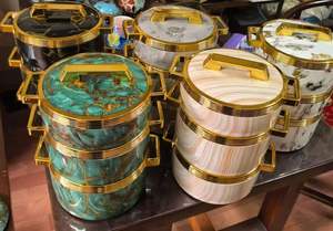 Ensemble de 3 casseroles isothermes à texture marbre avec bordure dorée linéaire, 1,5L, 2L, 2,5L, pour garder les aliments au chaud, <span class=keywords><strong>cadeau</strong></span> de <span class=keywords><strong>cuisine</strong></span> - Product Image 4