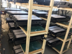 ไฟ LED แบบโมดูลาร์สำหรับเสาสูง 1500W 2000W IP66 ให้แสงสว่างระยะไกลพิเศษ สำหรับท่าเรือ ลานจอดรถ ทางหลวง สะพานข้ามทาง และสนามกีฬา จากโรงงานโดยตรง - Product Image 4