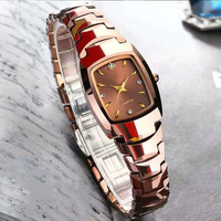 Montre en Acier Inoxydable pour Femme, Étanche avec Cadran Luminescent, de Haute Qualité et d'une Élégance Simple