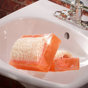 Jabón en Barra Artesanal de Cúrcuma y Luffa Natural Antiacné con Vitamina B5 y Ácido Kójico para Blanqueamiento Profundo y Cuidado de la Piel, Limpiador Corporal con Limón - Product Image 3