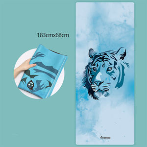 Tapis de yoga de voyage écologique en daim et caoutchouc naturel très confortable pour l'entraînement et la méditation - Product Image 3