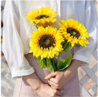 Buket Bunga Kering Realistis Alami Gaya Handmade Sunflower Berkualitas Tinggi dari Polyester Bionik untuk Meja Makan, Restoran, dan Ruang Tamu
