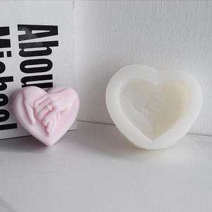 Moule en silicone Cœur <span class=keywords><strong>Mains</strong></span> Entrelacées pour <span class=keywords><strong>Couple</strong></span> Romantique, en forme de Cœur, pour DIY Résine, Bougie, Plâtre, Décoration Artistique Saint-Valentin - Product Image 4