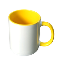 Ventes chaudes Cadeau en gros Dessin animé Mignon Noël Tasses en céramique personnalisées Mug à café et à bière 3D Ensemble de tasses Passe au lave-vaisselle et au micro-ondes Grand