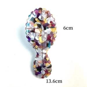 Cepillo para el Cabello de Acetato Fresco para Niñas, Diseño de Encaje YHJ, Dulce y Exquisito, con Logotipo de Marmoleado Encantador, Cepillo para el Cabello Personalizado, Portátil y Delicado - Product Image 3