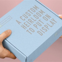 Boîte d'expédition en carton ondulé personnalisée avec logo imprimé pour sous-vêtements et vêtements