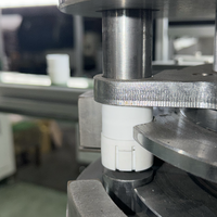 Machine à découper les bouchons de bouteilles de gin, machine à découper et assembler les bouchons à languette pour bouteilles en verre, bouchons en plastique Konyagi