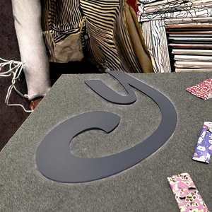 Tùy chỉnh sắt-on an <span class=keywords><strong>to</strong></span>àn Quần Áo logo nhãn có thể giặt phản xạ truyền nhiệt Sticker dễ dàng áp dụng Báo Chí Màn hình công nghệ in ấn - Product Image 2