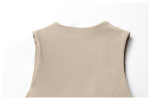 Vestido de tenis para <span class=keywords><strong>mujer</strong></span> con pantalones cortos Body transpirable deportes al aire libre desnudo ajustado ejercicio venta al por mayor logotipo personalizado - Product Image 4