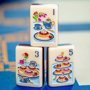 Tuiles de Mahjong personnalisées imprimées, dos bleu brillant, design Tower Bridge Joker Royal Guard, expédition en octobre - Product Image 1
