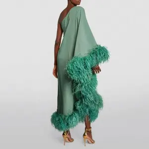 2023 Vestidos De Luxo Roupas Mulheres Muçulmanas Robe De Noite Um Ombro Fuzzy Fur Kaftan Avestruz Pena Guarnição Longo Crepe Vestido De Seda