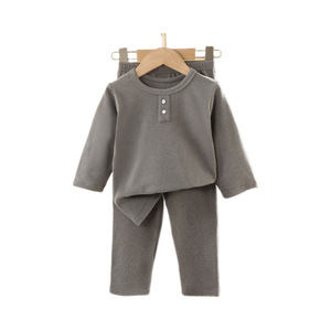 批发畅销儿童男童女童保暖柔软内衣居家服睡衣纯色两件套 - Product Image 1