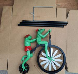 Fahrrad Metall Wind Spinner Frosch Reiten Fahrrad Eisen Windmühle Tier Motorrad Innenhof Garten Dekoration Handwerk - Product Image 4