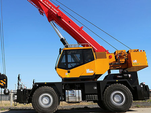 รถเครนดีไซน์ใหม่ 40 ตัน รุ่น SRC400T สำหรับพื้นที่ขรุขระ มีสินค้าในสต็อก - Product Image 3