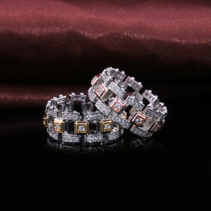 Anello moderno bicolore per donna, design con intarsi scintillanti, gioielli creativi alla moda - Product Image 6