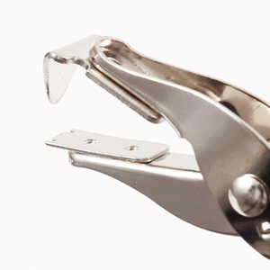 <span class=keywords><strong>FOSKA</strong></span> Ağır Hizmet Tipi 13cm El Tipi Metal Zımba Çıkarıcı Acısız Tırnak ve Ofis Kağıdı Açacağı Ergonomik Saplı Mektup Açacağı - Product Image 6