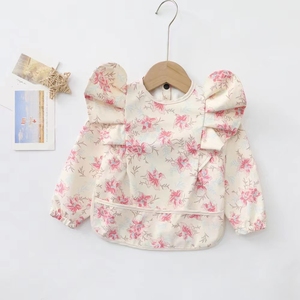 Bavoirs bébé à volants réutilisables Oeko-Tex à manches longues, imperméables, avec poche, pour repas – Offre Spéciale - Product Image 6