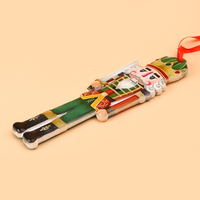 Pendentif Casse-Noisette en Résine Personnalisé avec Logo, Fourniture d'Usine, Décoration Suspendue Exquise, Souvenir de Noël, Ornement pour la Maison