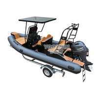Bateau semi-rigide en aluminium robuste de 5,8 m (20 pieds) en Hypalon 580, 11 passagers, charge de 980 kg, vitesse de 35-40 nœuds, télécommande, sport