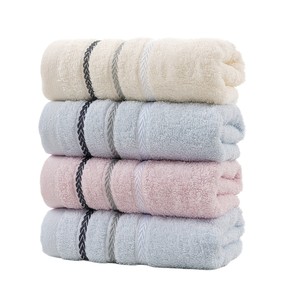 Toalla Facial de Algodón Puro Kim Ryan 34x74cm, Toalla de Baño Suave y Absorbente con Tejido Jacquard para Uso Diario - Product Image 4