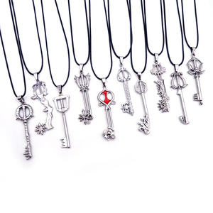 โมเดลอาวุธโซระจากเกมคิงดอมฮาร์ตส์ รุ่นใหม่ ดีไซน์อนิเมะ ทำจากโลหะผสมสังกะสี ใช้เป็นพวงกุญแจหรือสร้อยคอ น้ำหนักเบา - Product Image 4