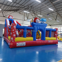 Château gonflable personnalisé, parc de jeux gonflables avec toboggans, obstacles et arche à thème de dessins animés pour enfants