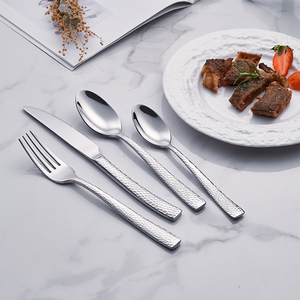 Ensemble de <span class=keywords><strong>couverts</strong></span> en acier inoxydable <span class=keywords><strong>18</strong></span> <span class=keywords><strong>10</strong></span> haut de gamme couteaux martelés fourchettes cuillères pour les fêtes <span class=keywords><strong>couverts</strong></span> en métal - Product Image 3