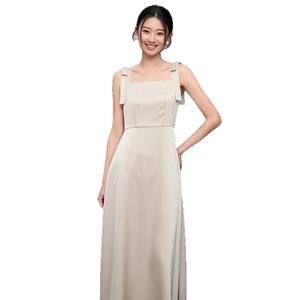 Nuevo vestido de dama de honor color champán, vestido largo de satén exclusivo, vestido ligero de alta gama - Product Image 1