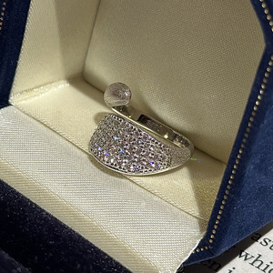 Bague en argent pur S925, design vintage de niche, croix brossée, luxe léger, simple, micro-incrustée, taille ajustable - Product Image 5