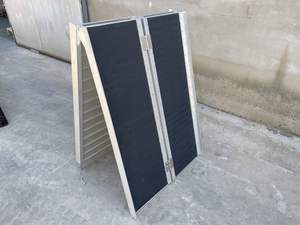 Rampa de silla de ruedas de aluminio plegable duradera y portátil de diseño antideslizante <span class=keywords><strong>para</strong></span> personas con discapacidad - Product Image 4