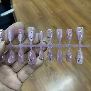 <span class=keywords><strong>Faux</strong></span> <span class=keywords><strong>ongles</strong></span> français 3D effet œil de chat dorés en ABS pour un style créatif et personnalisé, effet blanchissant sur les doigts - Product Image 3