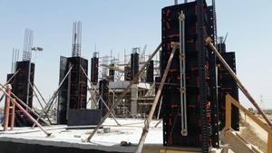 Reusable ABS/PP Plastic <b>Square</b> Column Formwork Easy Installation Modular Concrete Pillar Mould for Villa Construction - Product Image 5