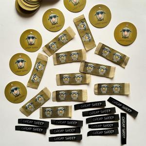 Etichetta Tessuta Personalizzata con Logo Cucito per Abbigliamento e Prodotti Tessili - Product Image 5