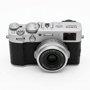 กล้องดิจิตอล <span class=keywords><strong>Fujifilm</strong></span> X100VI มือสอง ความละเอียด 40.2MP ระบบกันสั่น IBIS ถ่ายวิดีโอ 6.2K สไตล์วินเทจ พร้อมฟิล์มจำลองภาพ  มีสินค้าในสต็อก พร้อมชุดอุปกรณ์เสริม - Product Image 1